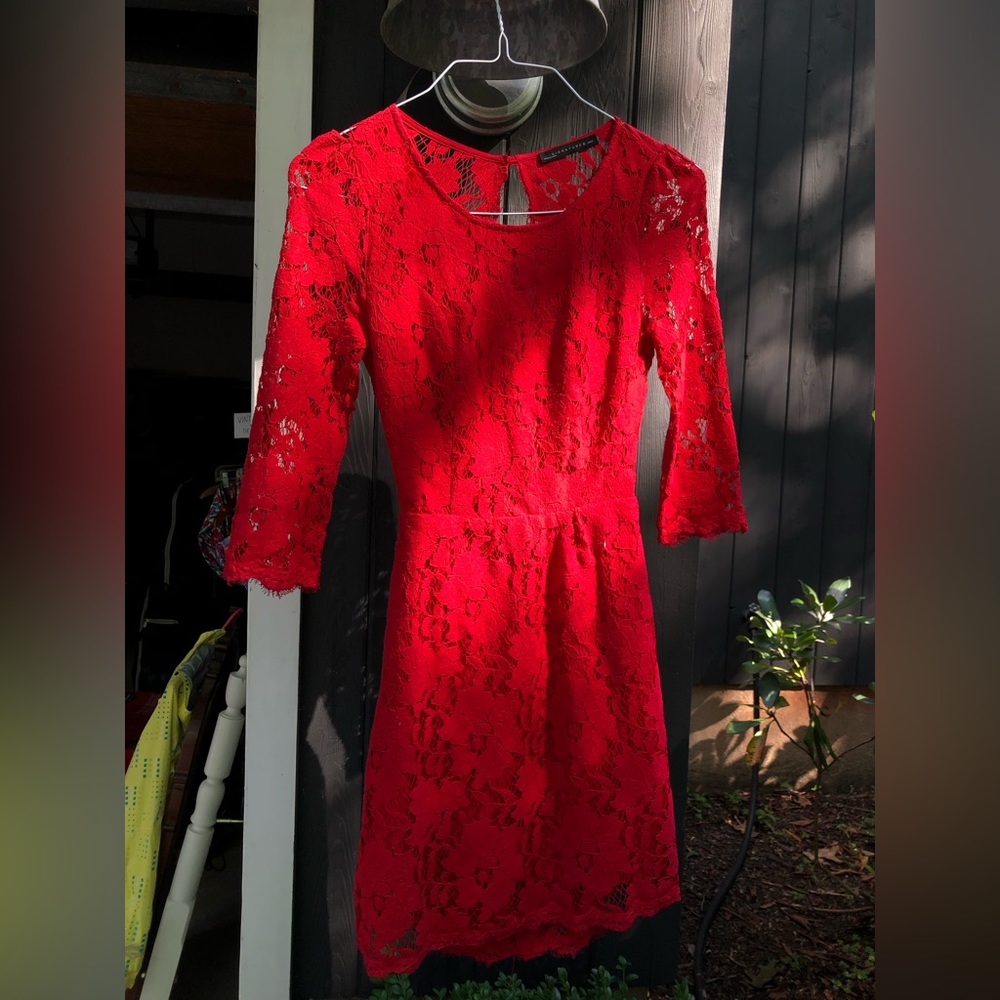 Signature8 red lace dress! In great condition